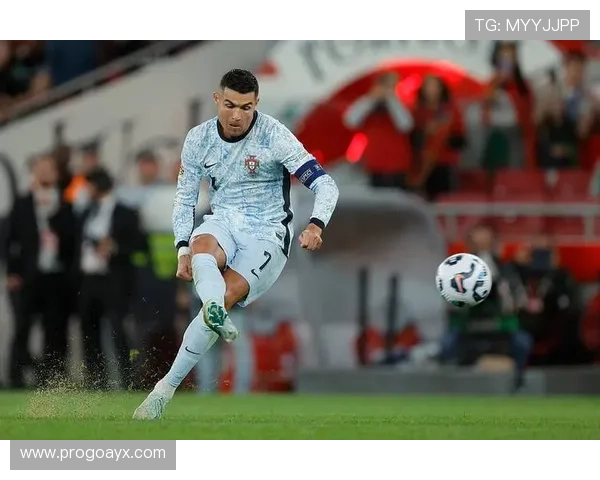 C罗再破里程碑，生涯纪录持续改写