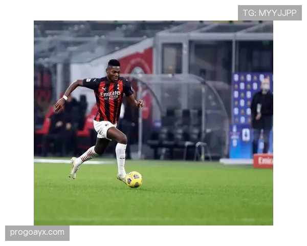 AC米兰关键胜利提振士气，意甲争冠形势愈发引人关注