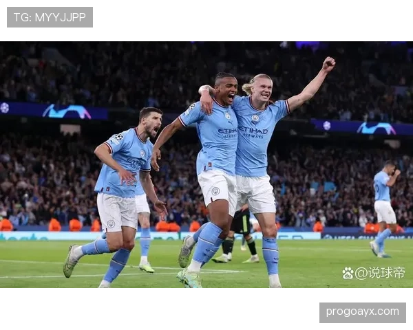 斯通斯与迪亚斯搭档构建曼城防线核心解析