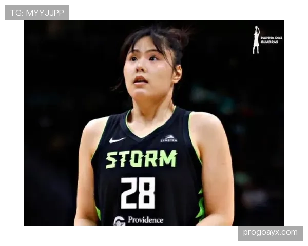 李月汝在WNBA省吃俭用，回国一顿火锅就花掉半个月工资